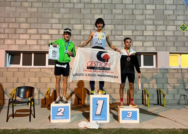 Festival de Atletismo en la pista Ruben González
