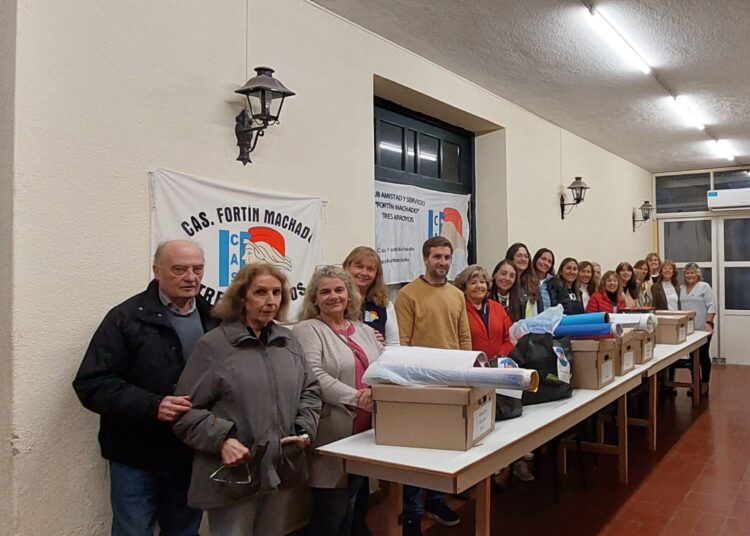Donaciones del CAS Fortín Machado a varias escuelas del distrito