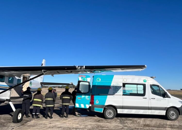 Efectuaron un vuelo sanitario con un paciente a Capital Federal