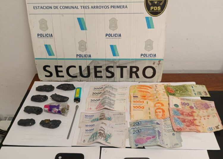 Menor aprehendido por portar marihuana