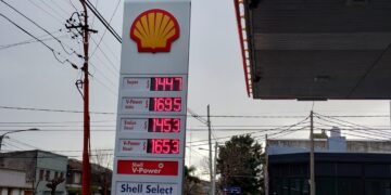 Aumentaron los combustibles