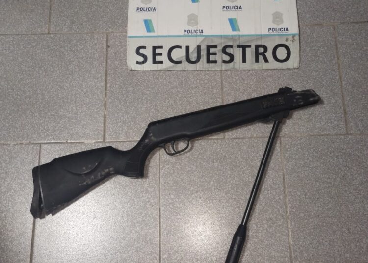 Aprehendieron a un adolescente por circular en una moto robada