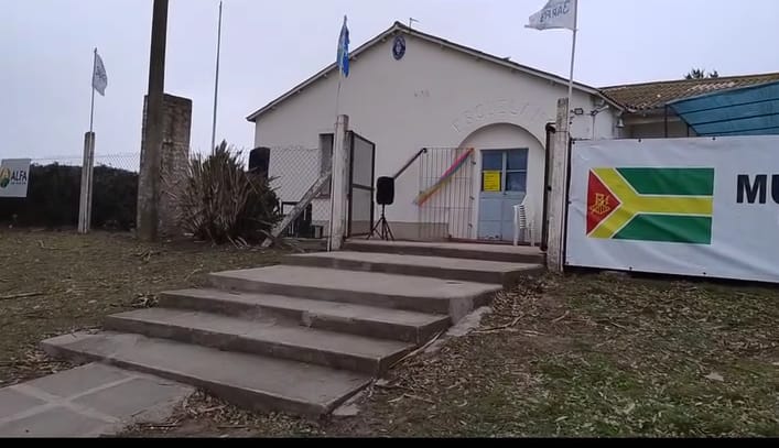La Escuela 12 organiza una carrera solidaria para mejorar su patio