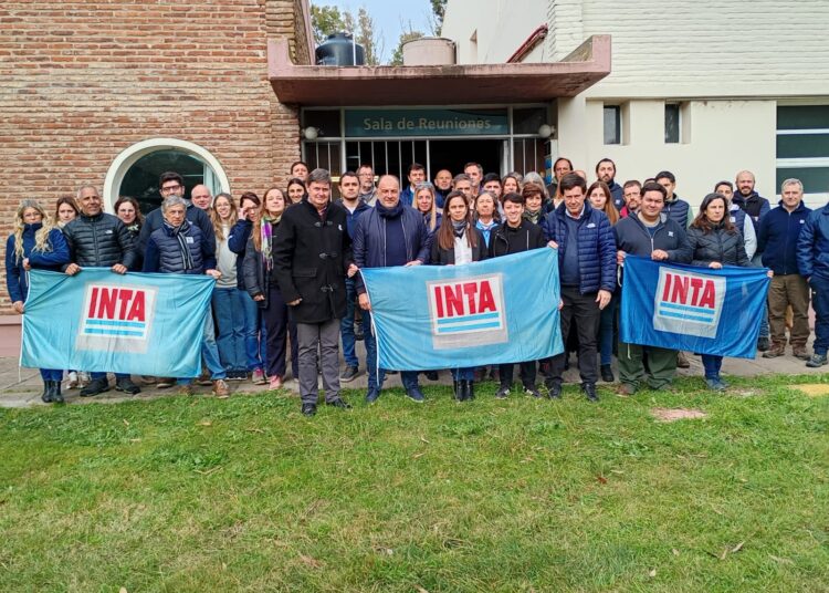 Fuerte respaldo regional al INTA: intendentes y productores advierten por el riesgo de vaciamiento
