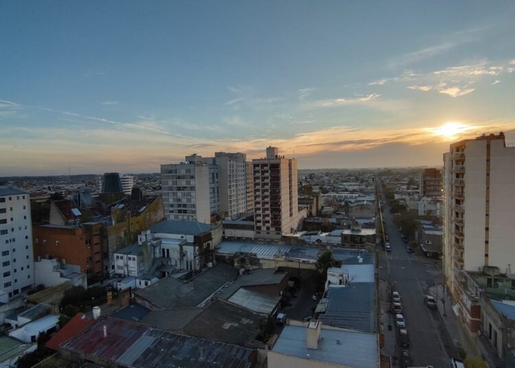 Sigue el frío pero no tanto: aún ventoso, Tres Arroyos no está bajo cero