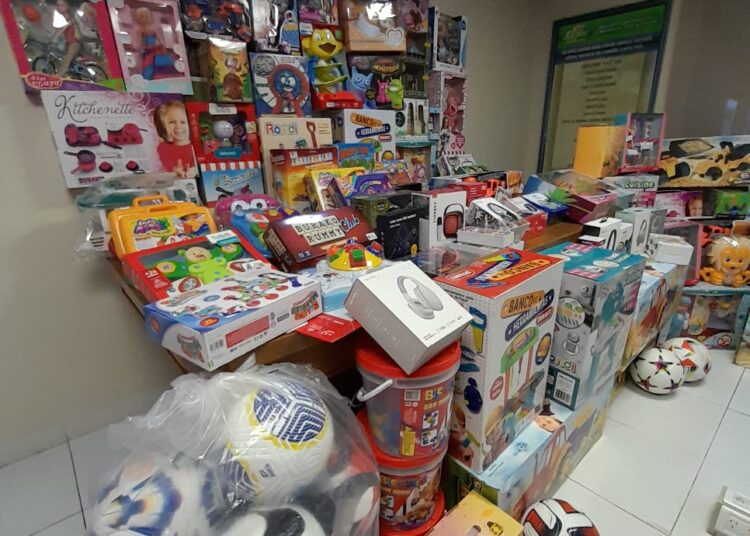 El Sindicato de Comercio celebra el Día del Niño con más de 400 regalos y espectáculos para toda la familia