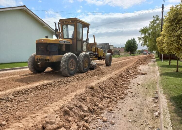 Chaves municipio ya reparó más de 80 cuadras y sigue adelante con las mejoras viales en todo el distrito