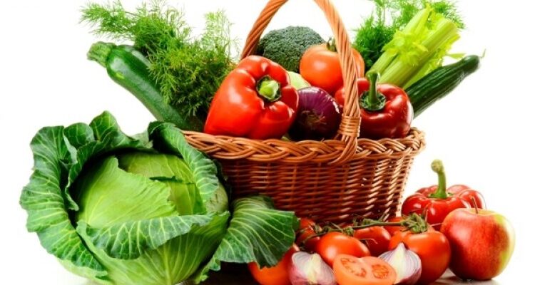 Verduras frescas y solidaridad: la UTT organiza una venta de bolsones a precio popular
