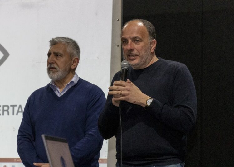 Jornada de capacitación sobre “Ojos en Alerta” en el Teatro Municipal