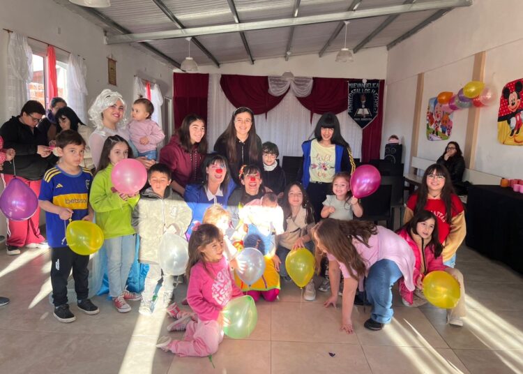 Éxito total en el evento del Día del Niño en la Iglesia Evangélica