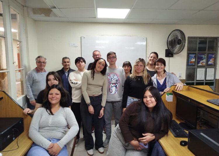 Acuerdo entre el CFL 401 y Policoop