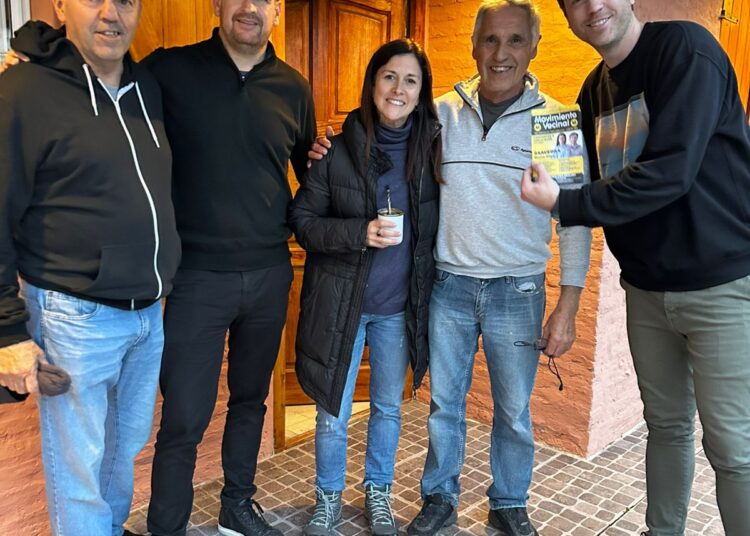 Integrantes de la lista del Movimiento Vecinal recorrieron Claromeco y San Francisco de Bellocq