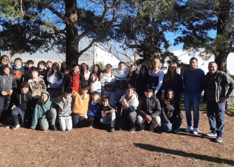 Reforestación en Plaza San Martín de Claromeco