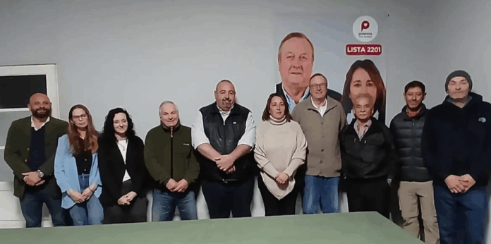 Potencia inauguró local y presentó a sus candidatos