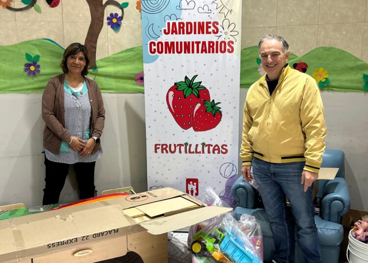 Programa “Modo Clases”: entrega de mobiliario en jardines de infantes