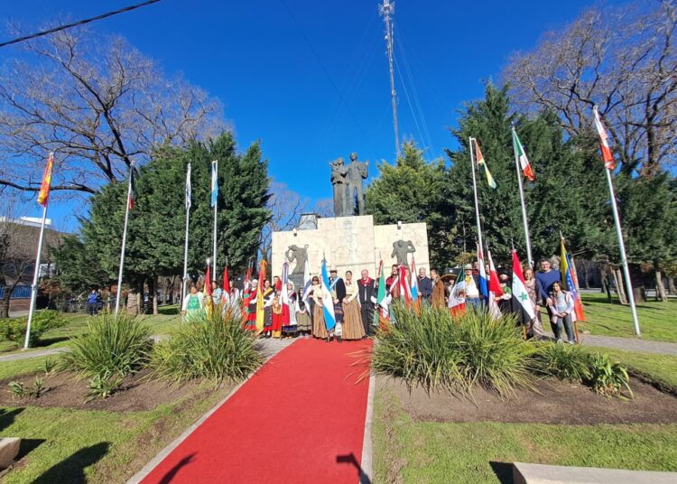 Rindieron homenaje a los inmigrantes