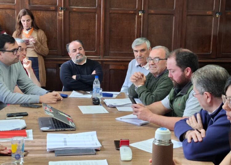 Carlos Ávila renovó su banca y destacó los desafíos que se vienen en el Concejo