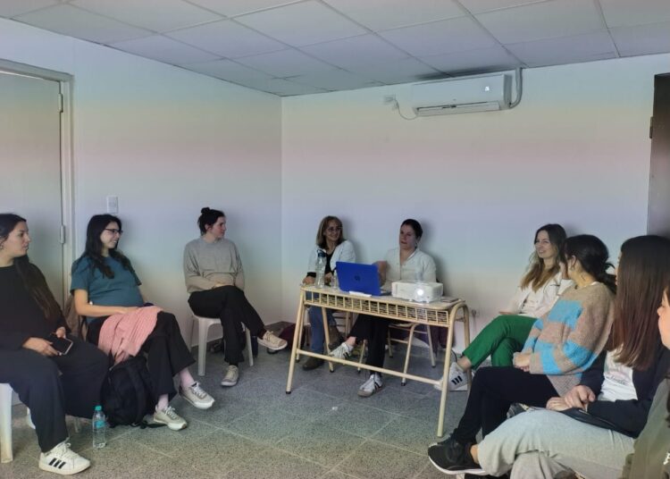 Continúa el Curso de Preparación Integral para la Familia Embarazada en el Centro Municipal de Salud