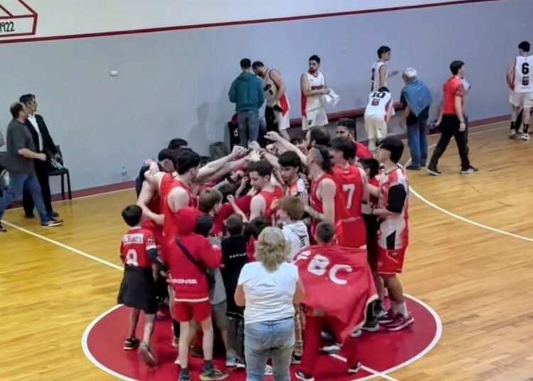 El Rojo de Orense ganó el duelo de equipos de la ATB en el Provincial