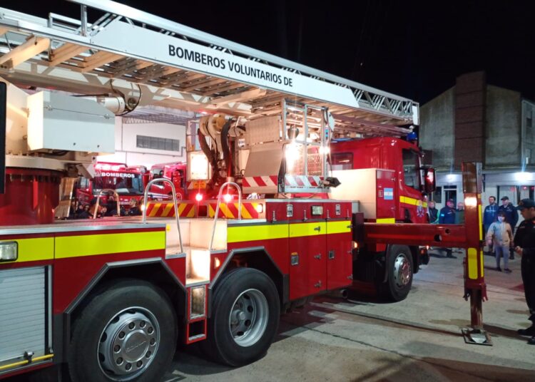 Nuevos vehículos y capacitación para los Bomberos de Tres Arroyos