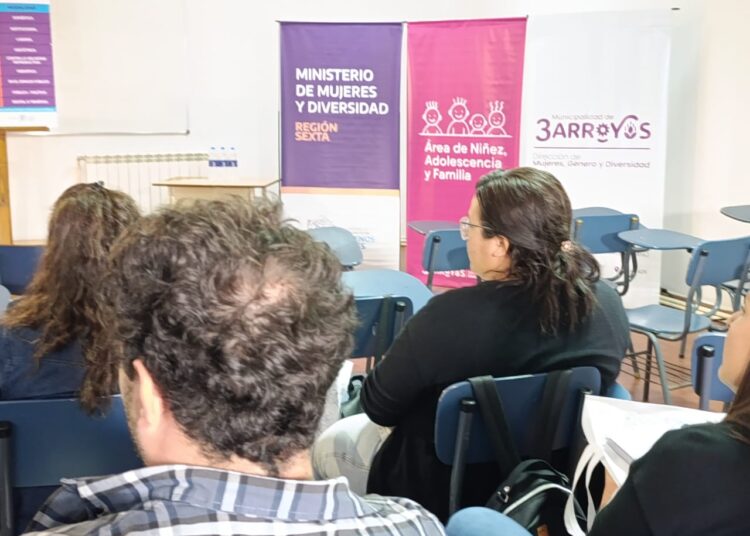 Se realizó en Tres Arroyos el primer encuentro de Formador de Formadores en prevención de violencias de género