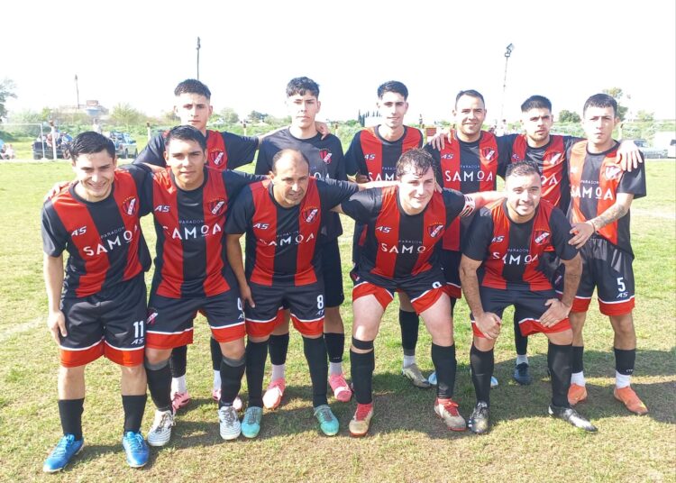 Cascallares goleó y mantiene vivo el sueño de la liguilla