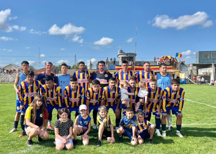 Empate sin emociones: Colegiales y Huracán cerraron su campaña con un 0 a 0. La última fecha definirá quién jugará la promoción en Primera División