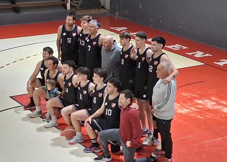 Argentino Junior superó con claridad a Alumni