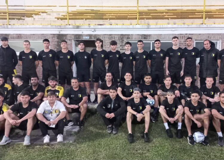 Olimpo presentó su plantel para el Torneo Regional Federal Amateur