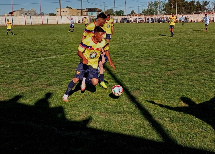 Insólita definición: cinco equipos empataron el primer puesto en Segunda División