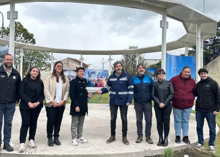 Cháves Municipio: se inauguró la nueva pérgola y muestra fotográfica en el museo histórico