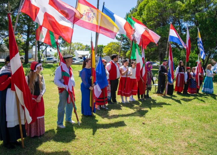Claromecó celebró sus raíces con una multitudinaria Fiesta de las Colectividades