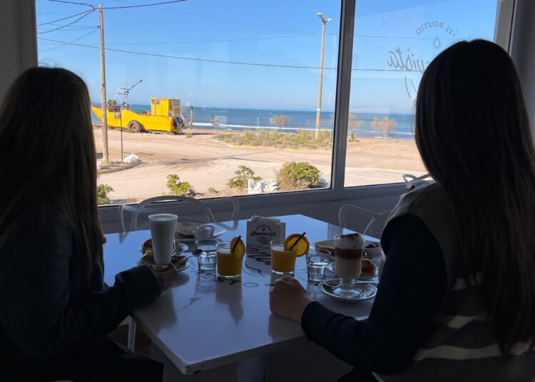 Capacitación personal de servicios gastronómicos registrados