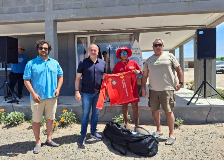 El balneario Orense inauguró la temporada con sol, comunidad y emoción