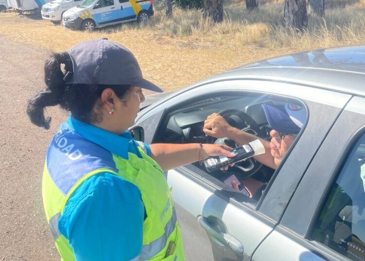 Casi mil conductores alcoholizados sancionados en las rutas del país durante la primera quincena de enero