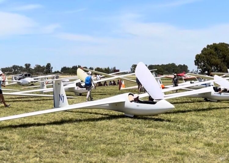 Gonzales Chaves se prepara para recibir el 72º Campeonato Nacional de Vuelo a Vela