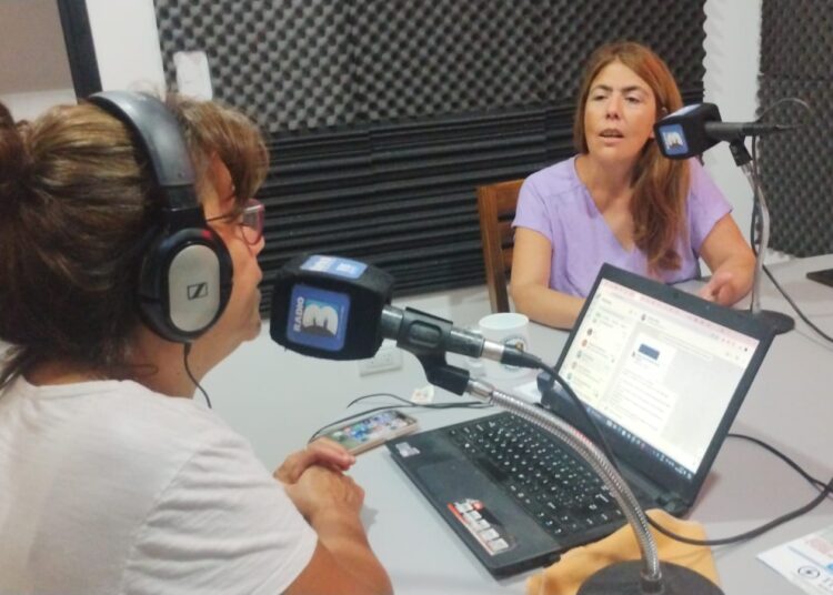 Laura García Vázquez visitó los estudios de Radio 3 Continental y dialogó sobre actualidad y proyectos