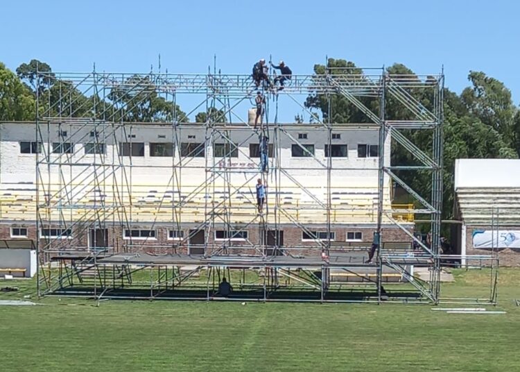 Juan José Etcheto: “Estamos preparando un espectáculo a la altura de Abel Pintos y del aniversario del Club Olimpo”