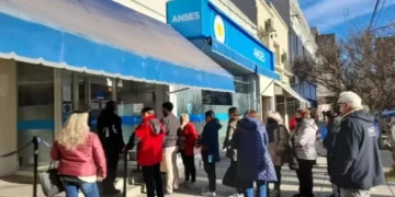 El Gobierno dio a conocer el aumento de jubilaciones y prestaciones sociales para marzo