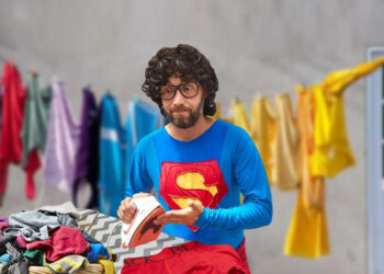 Llega a Tres Arroyos el show de stand up “Monólogos heroicos” de Rodrigo Casavalle