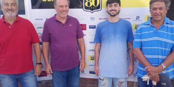 Olimpo presentó la camiseta del 80° aniversario y anunció una gran cena show para mayo