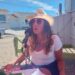 El fenómeno de Alejandra Peralta: la martillera que vende el «estilo de vida» de nuestras playas