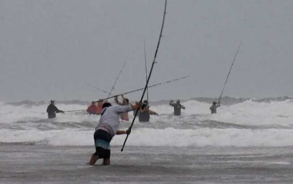 Intenso movimiento de pescadores en Claromecó: Carlos Ávila destacó la previa del gran concurso