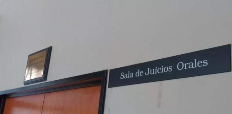 Condenan a un hombre a doce años de prisión por corromper y filmar a dos de sus hijos