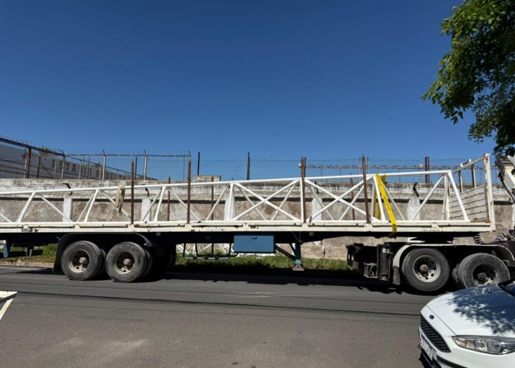 Huracán avanza con la obra de iluminación en el estadio Roberto Lorenzo Bottino