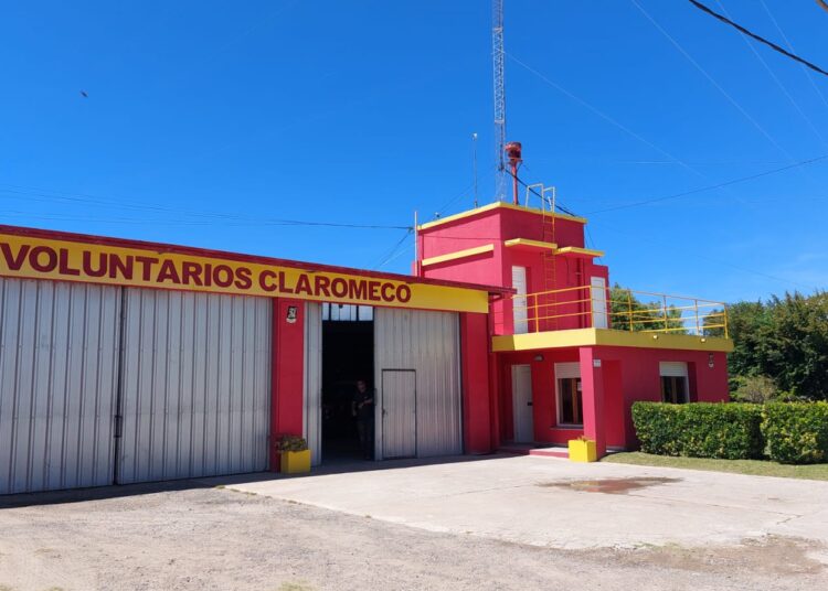 Fuerte lluvia en Claromecó: en media hora cayeron cerca de 50 milímetros y hubo múltiples anegamientos