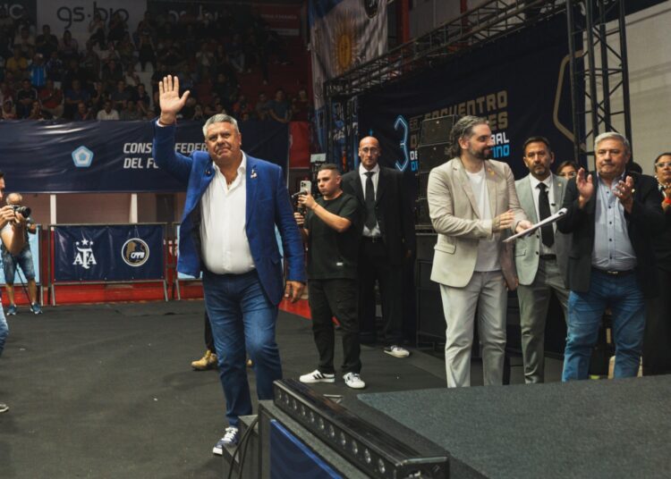 Analizan la creación de una nueva categoría para el fútbol del interior
