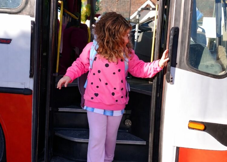 Desde el Consejo Escolar aseguran el Transporte para el CEC 801