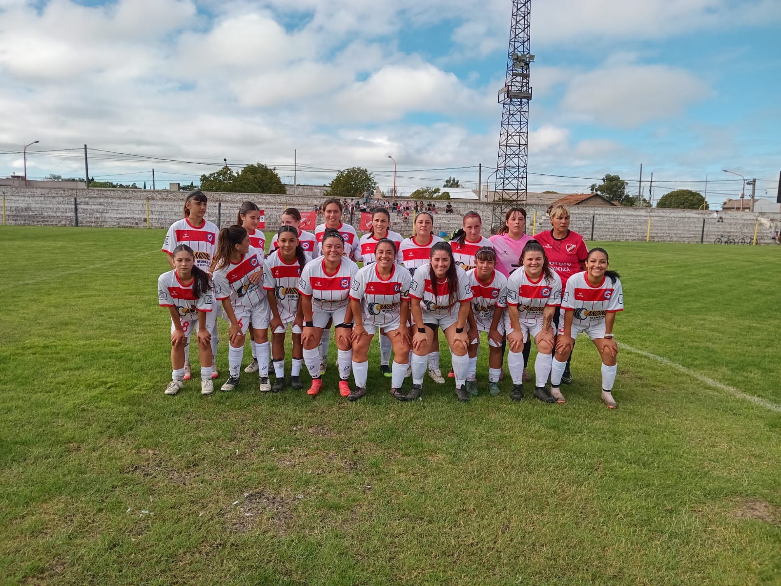 Arranque goleador y emociones en el inicio del fútbol femenino