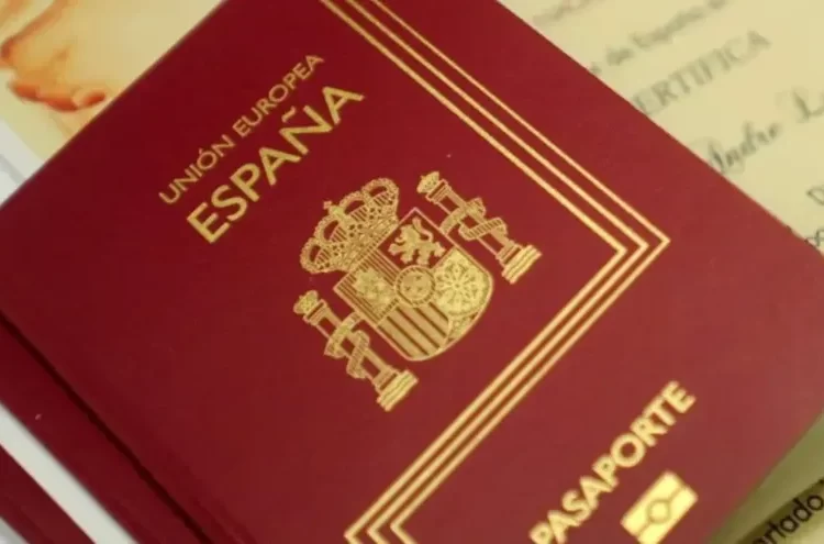 Advierten severas demoras para la tramitación de la ciudadanía española